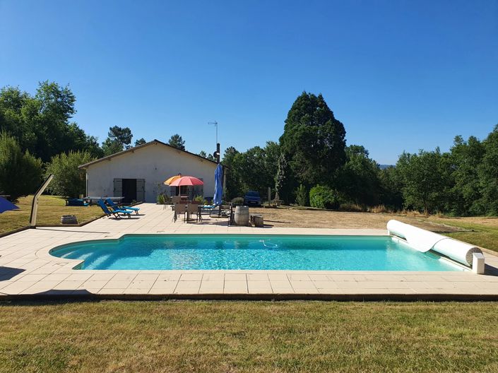 Image No.2-4 Bed House for sale