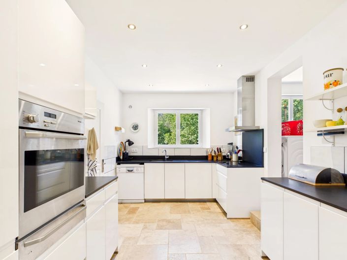 Image No.4-4 Bed House for sale