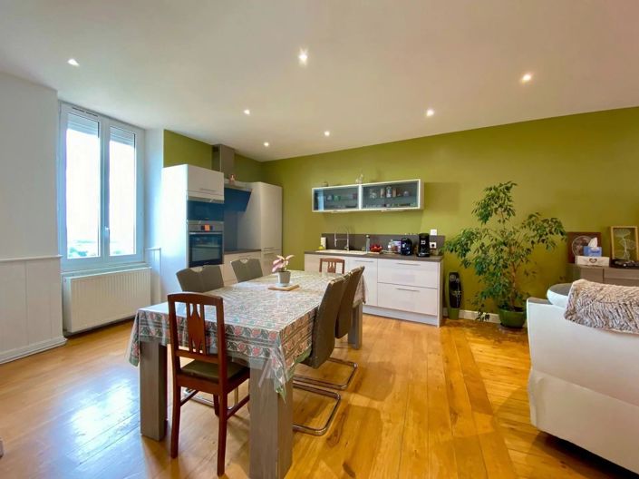 Image No.6-5 Bed Village House for sale