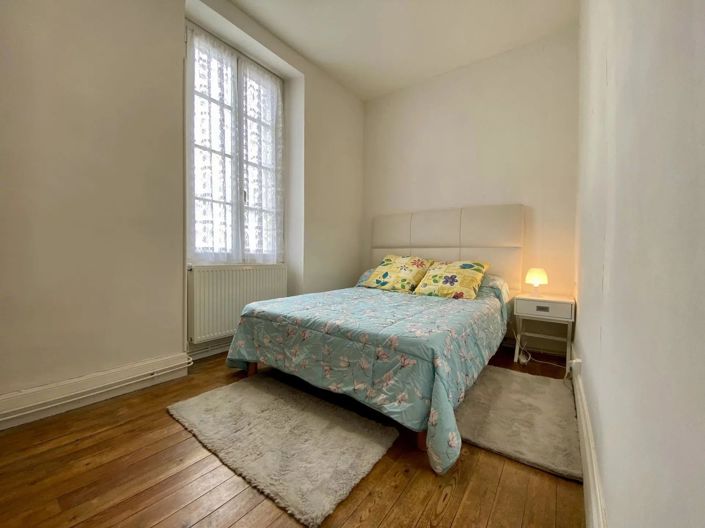 Image No.9-5 Bed Village House for sale