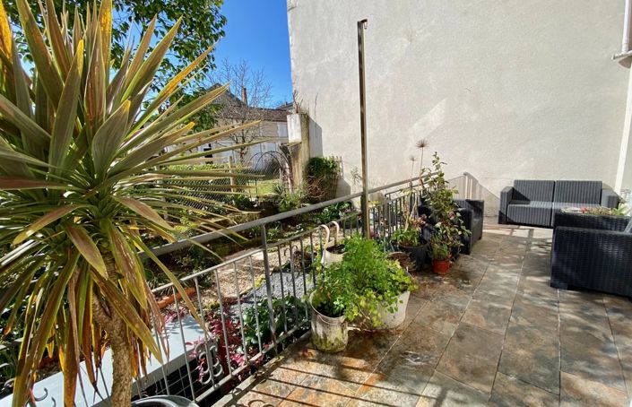 Image No.15-3 Bed House for sale