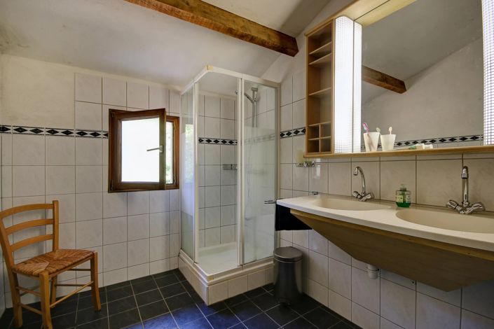 Image No.13-4 Bed House for sale