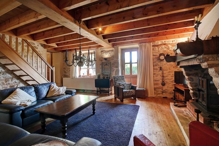 Image No.8-4 Bed House for sale