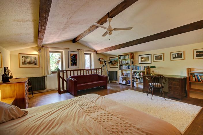 Image No.9-4 Bed House for sale