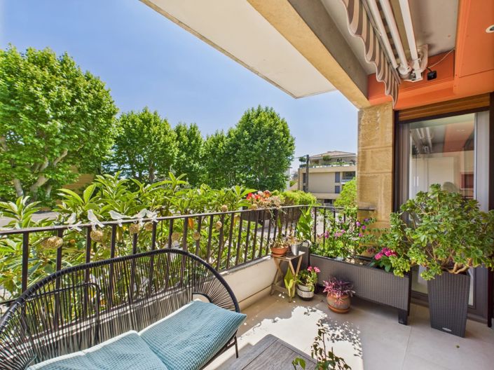 Image No.1-3 Bed Property for sale