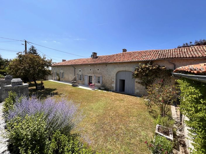 Image No.1-4 Bed House for sale