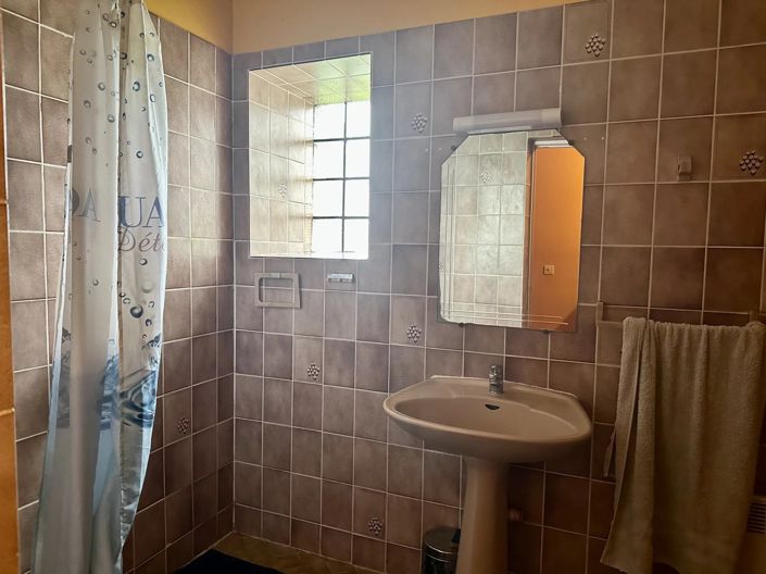 Image No.14-5 Bed House for sale