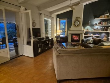 dcac8b706e5745ff7613f67e2732c8e63b572f519c192