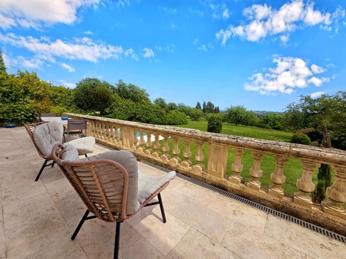 Image No.12-5 Bed House for sale