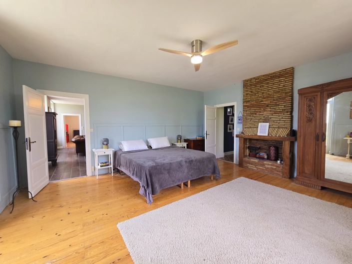 Image No.13-5 Bed House for sale