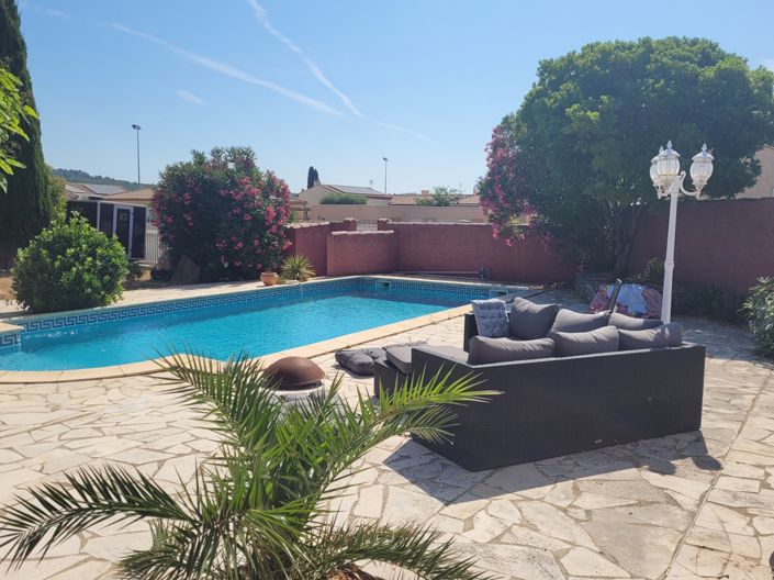 Image No.4-5 Bed House for sale