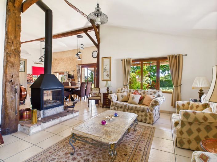 Image No.3-Maison de 5 chambres à vendre à Aubeterre-sur-Dronne