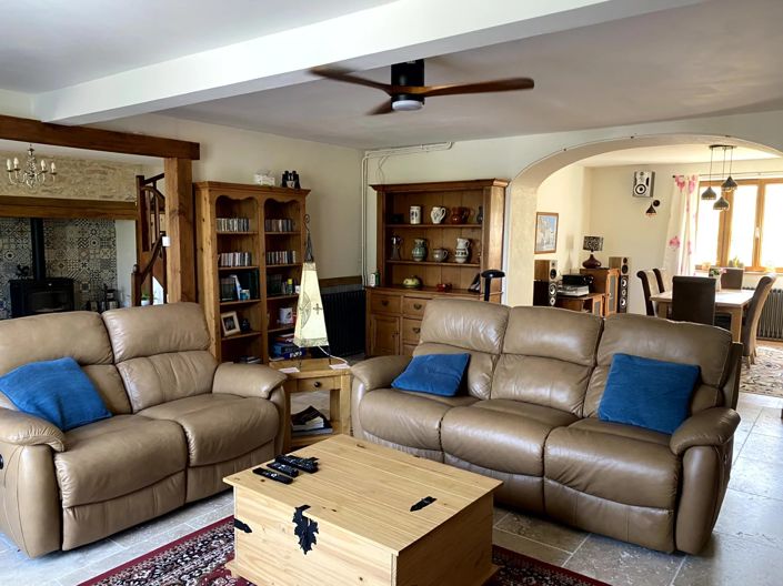 Image No.7-4 Bed House for sale