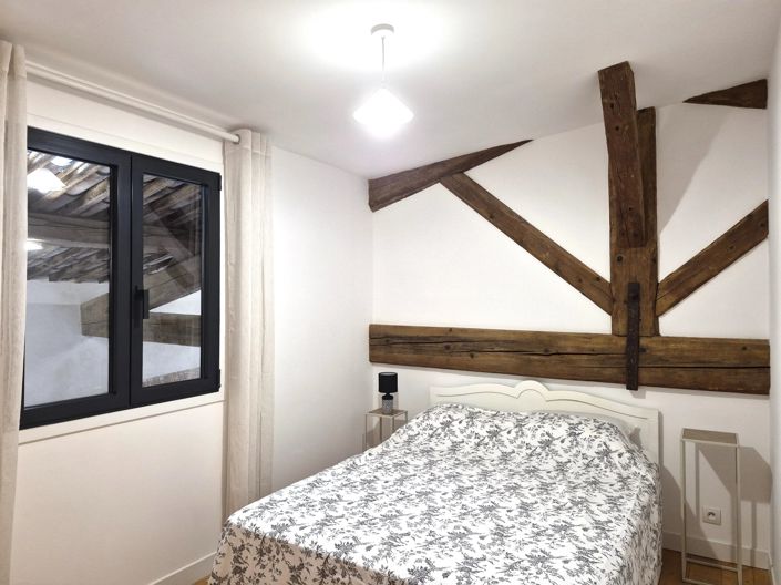 Image No.8-3 Bed House for sale