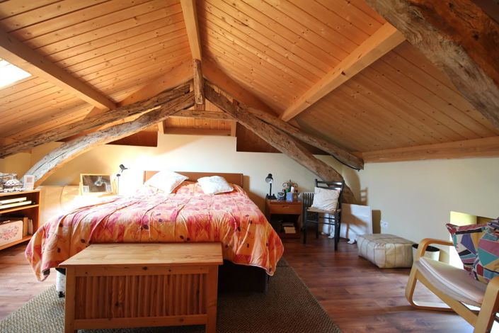 Image No.9-3 Bed House for sale