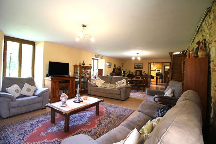 Image No.3-3 Bed House for sale