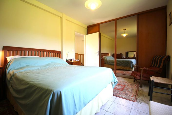 Image No.6-3 Bed House for sale