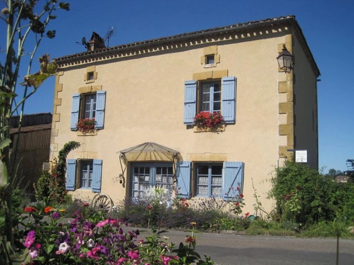 Image No.1-4 Bed Village House for sale