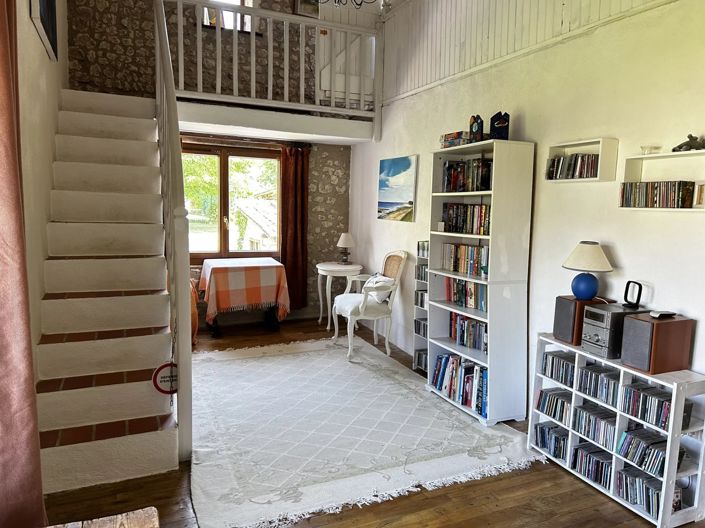 Image No.7-4 Bed Village House for sale