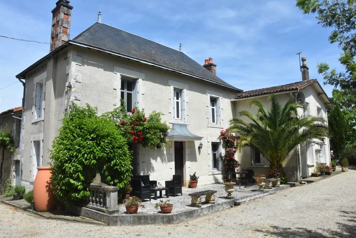 Image No.1-5 Bed House for sale