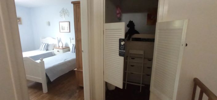 Image No.12-5 Bed House for sale