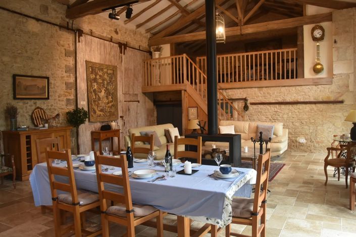 Image No.7-5 Bed House for sale