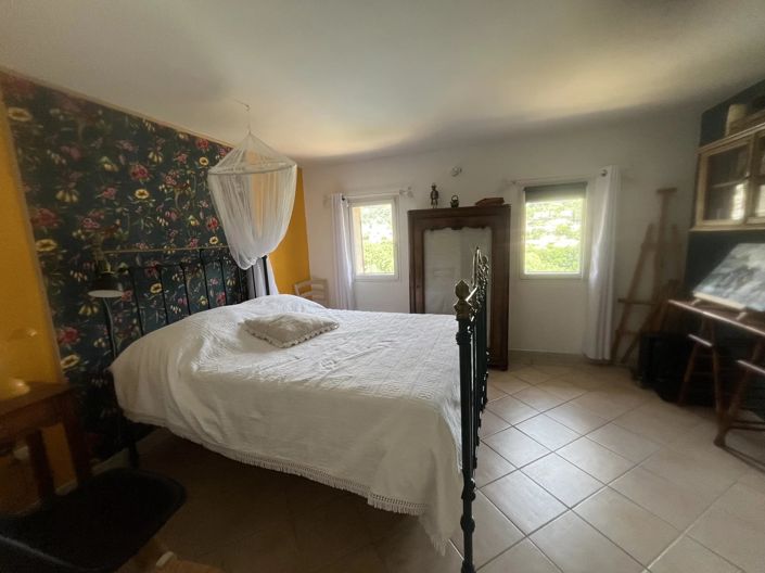 Image No.11-4 Bed House for sale