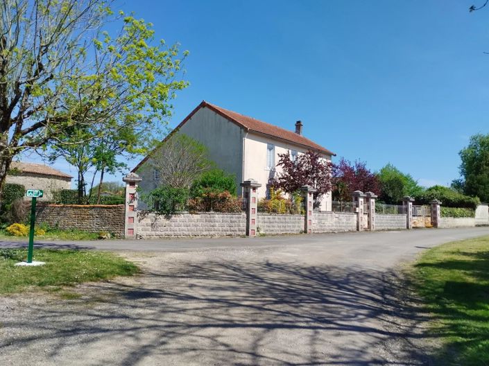 Image No.1-3 Bed House for sale