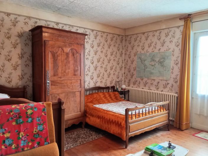 Image No.8-3 Bed House for sale