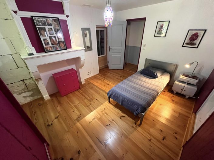 Image No.12-4 Bed House for sale