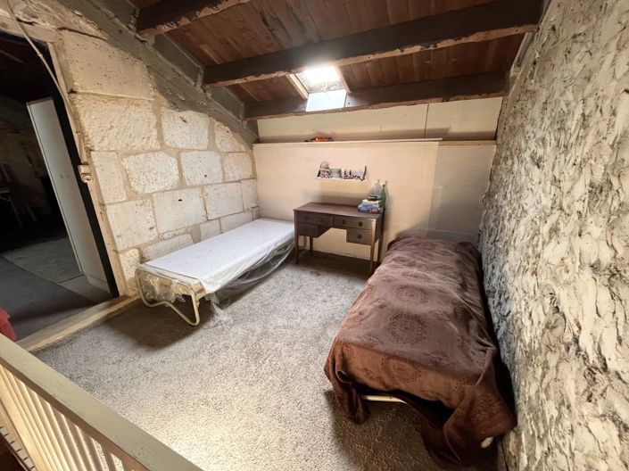 Image No.12-3 Bed House for sale