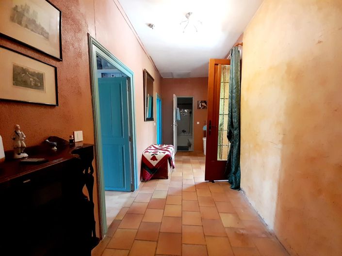 Image No.8-6 Bed Village House for sale