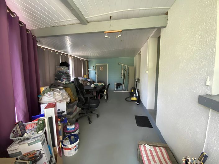 Image No.11-2 Bed House for sale