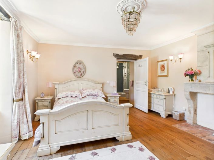 Image No.15-6 Bed House for sale