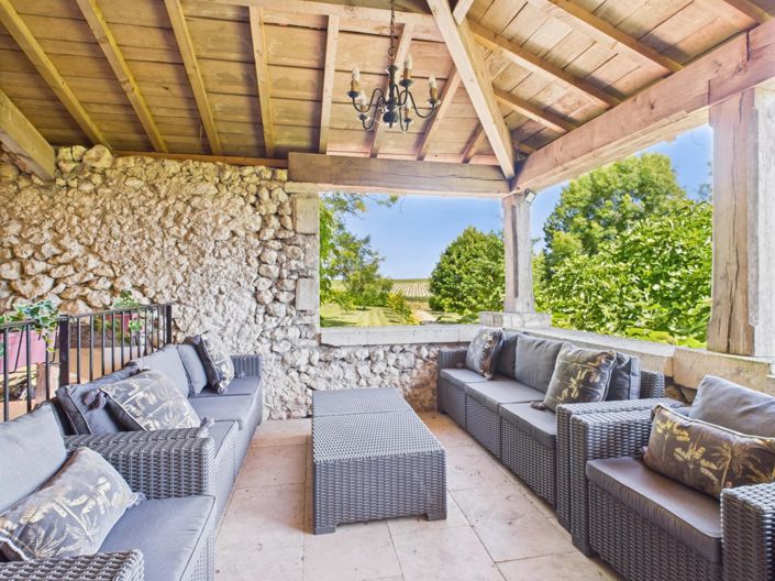 Image No.4-6 Bed House for sale