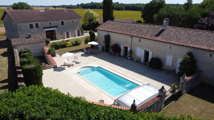 Image No.1-4 Bed House for sale