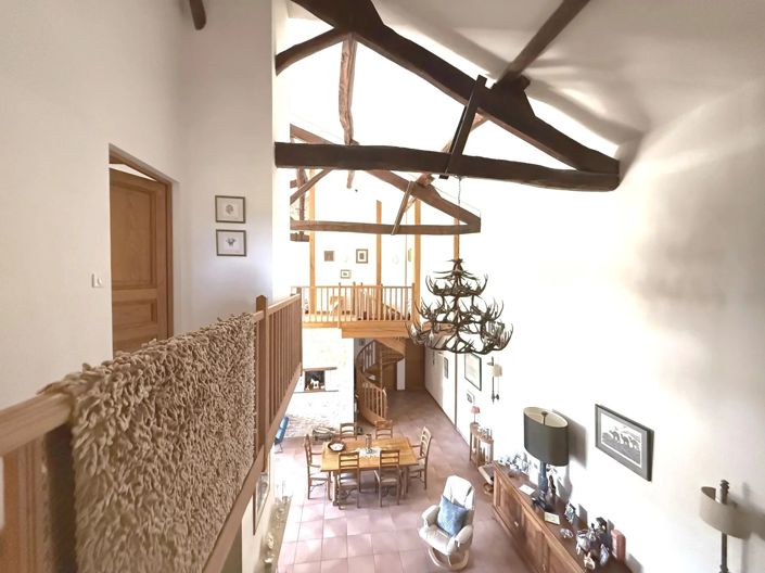 Image No.8-4 Bed House for sale