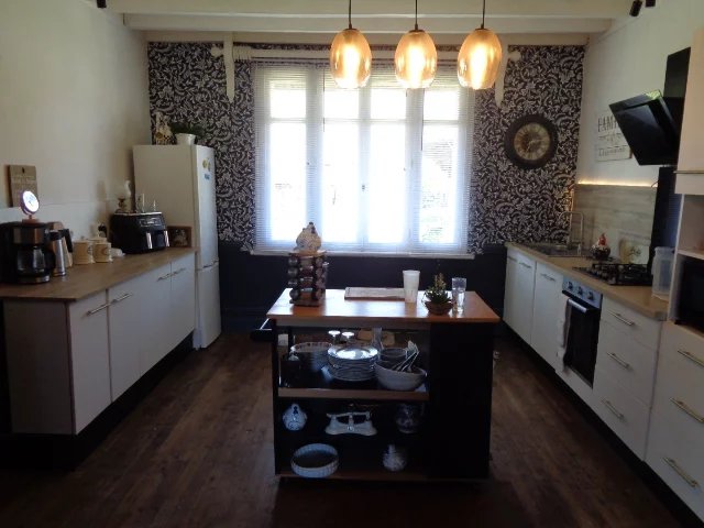 Image No.4-3 Bed Village House for sale