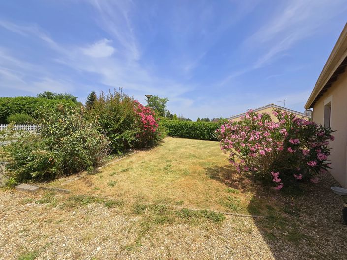 Image No.2-4 Bed House for sale