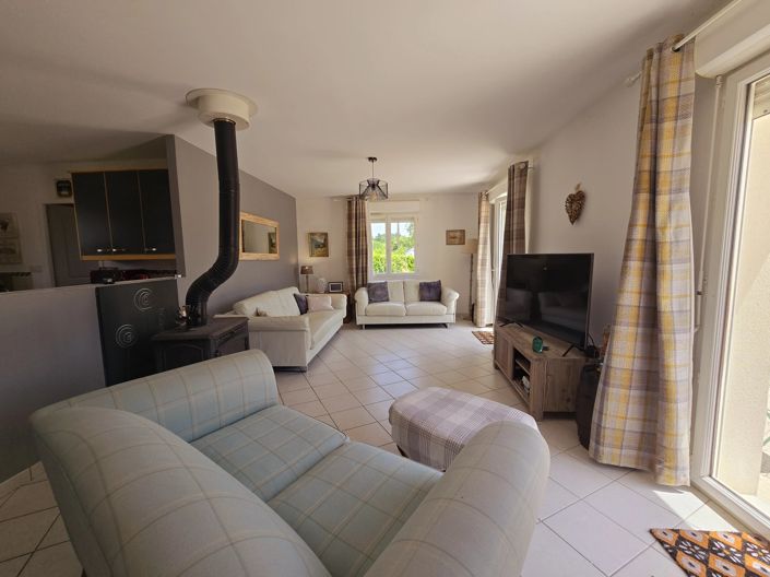 Image No.6-4 Bed House for sale