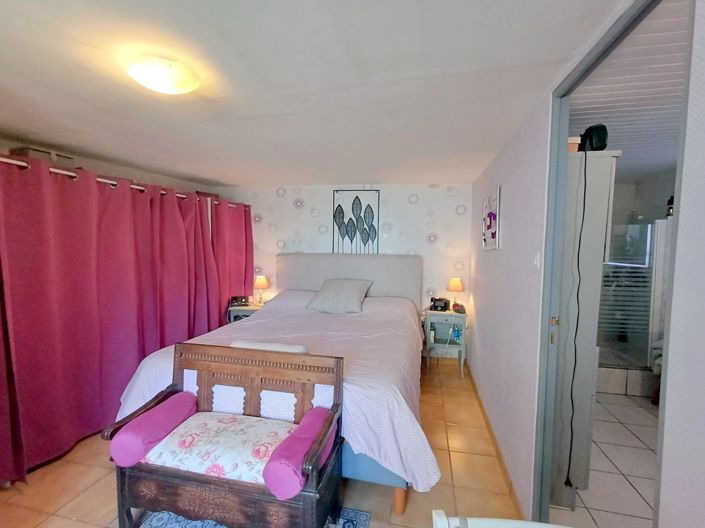 Image No.5-Maison de village de 3 chambres à vendre à Saint-Fort-sur-Gironde