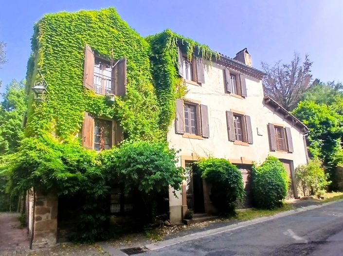 Image No.1-6 Bed House for sale