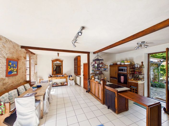 Image No.4-6 Bed House for sale
