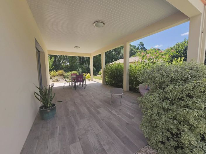 Image No.6-2 Bed House for sale