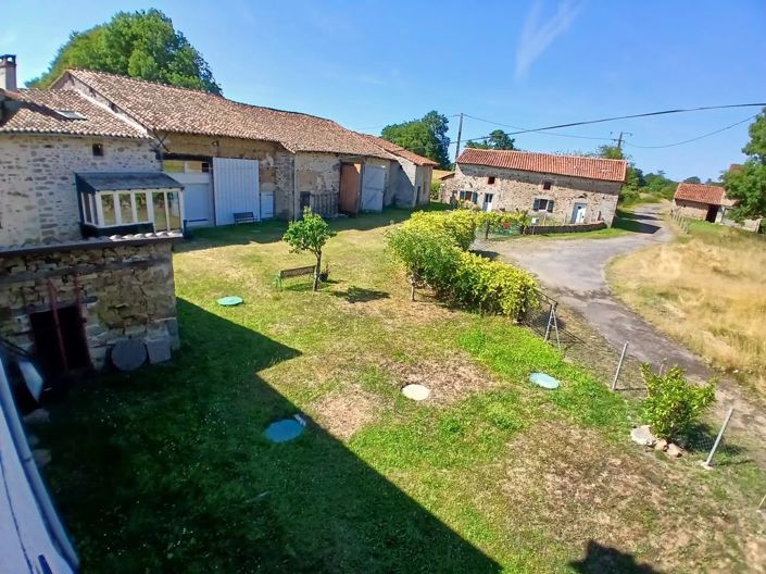 Image No.1-7 Bed House for sale