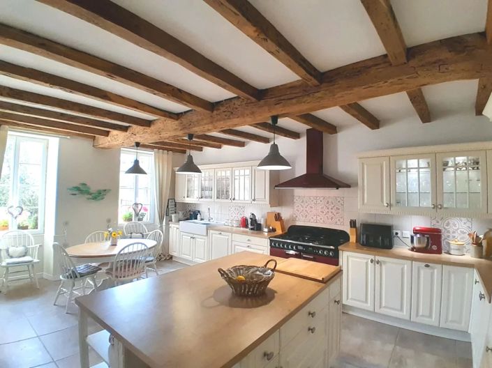 Image No.3-4 Bed House for sale