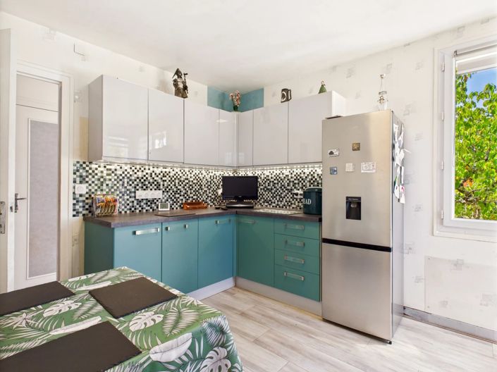 Image No.5-5 Bed Village House for sale