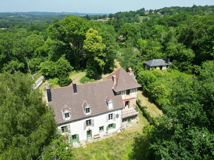 Image No.1-8 Bed House for sale