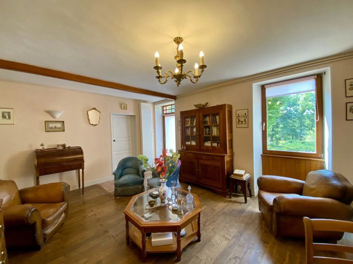 Image No.14-4 Bed House for sale