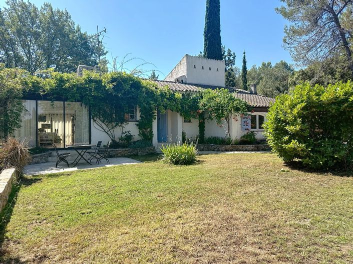 Image No.1-6 Bed House for sale